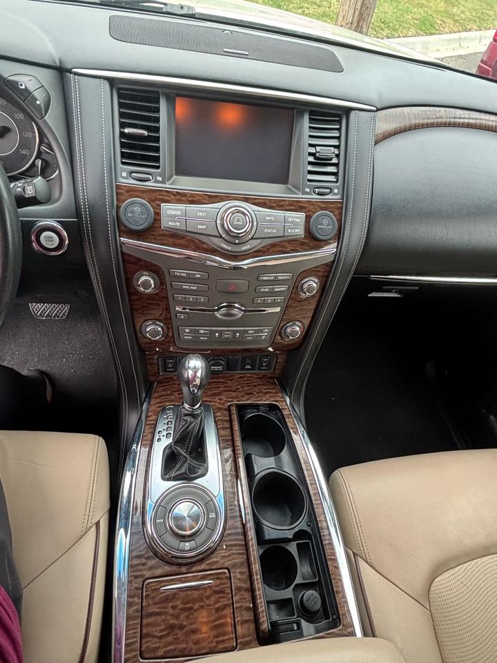 Nissan Armada Platinum 2WD 2017