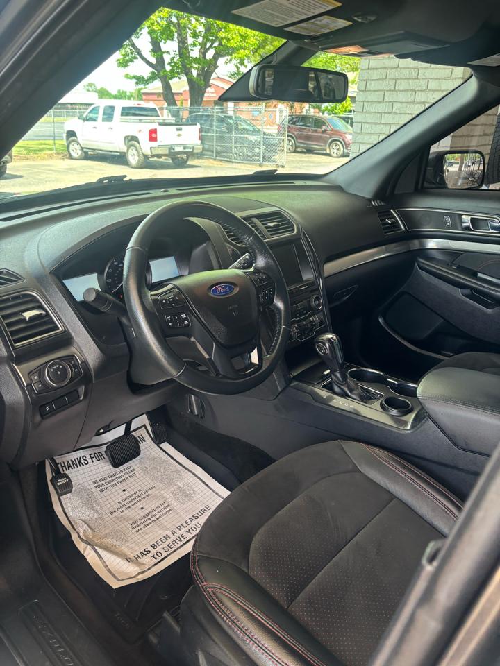 Ford Explorer XLT FWD 2018