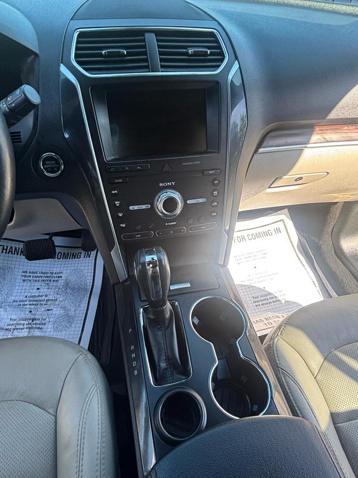 Ford Explorer Limited FWD 2019