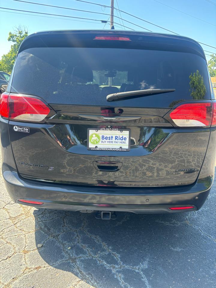 Chrysler Pacifica Limited 2019