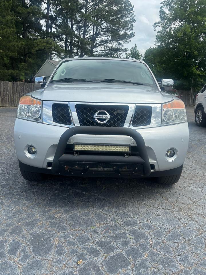 Nissan Armada Platinum 4WD 2015
