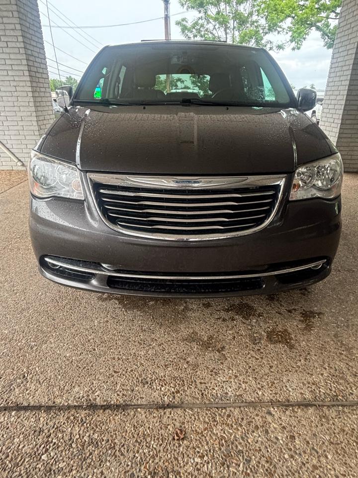 Chrysler Town & Country Touring-L 2016