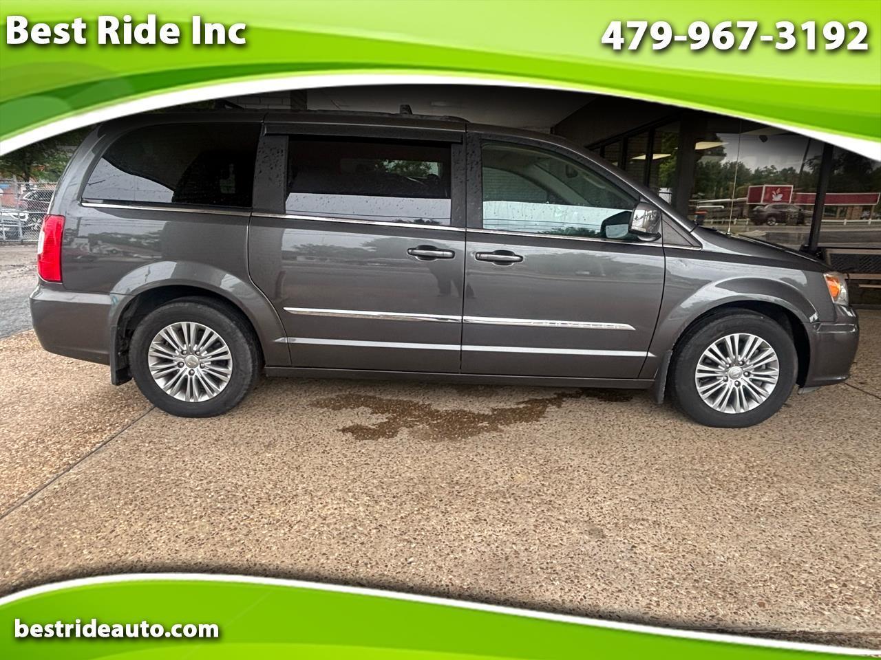 Chrysler Town & Country Touring-L 2016