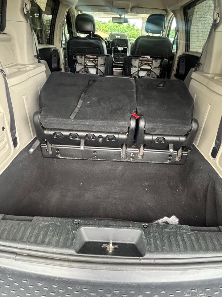 Chrysler Town & Country Touring-L 2016