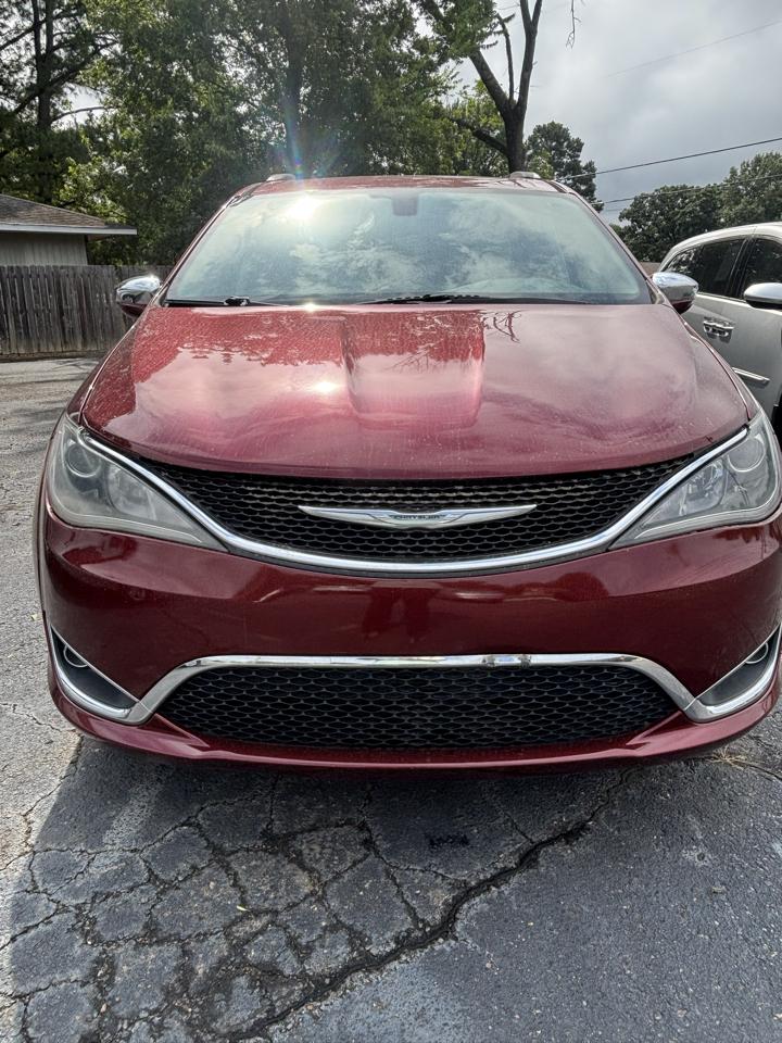 Chrysler Pacifica Limited 2017