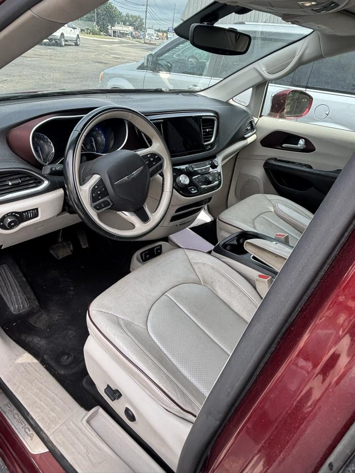Chrysler Pacifica Limited 2017