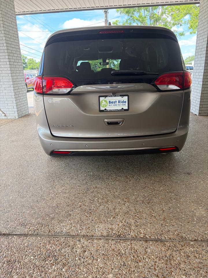 Chrysler Pacifica Touring Plus 2018