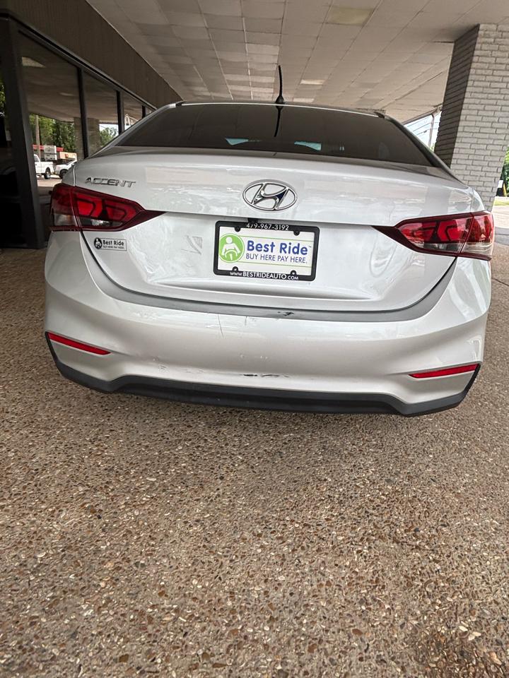 Hyundai Accent SE 4-Door 6A 2021