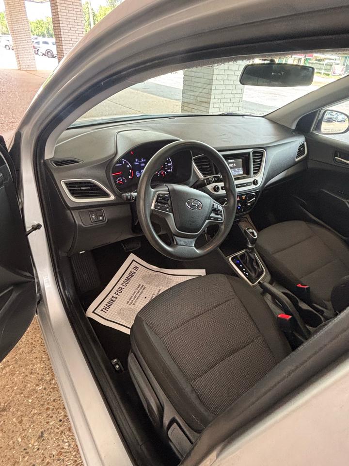 Hyundai Accent SE 4-Door 6A 2021