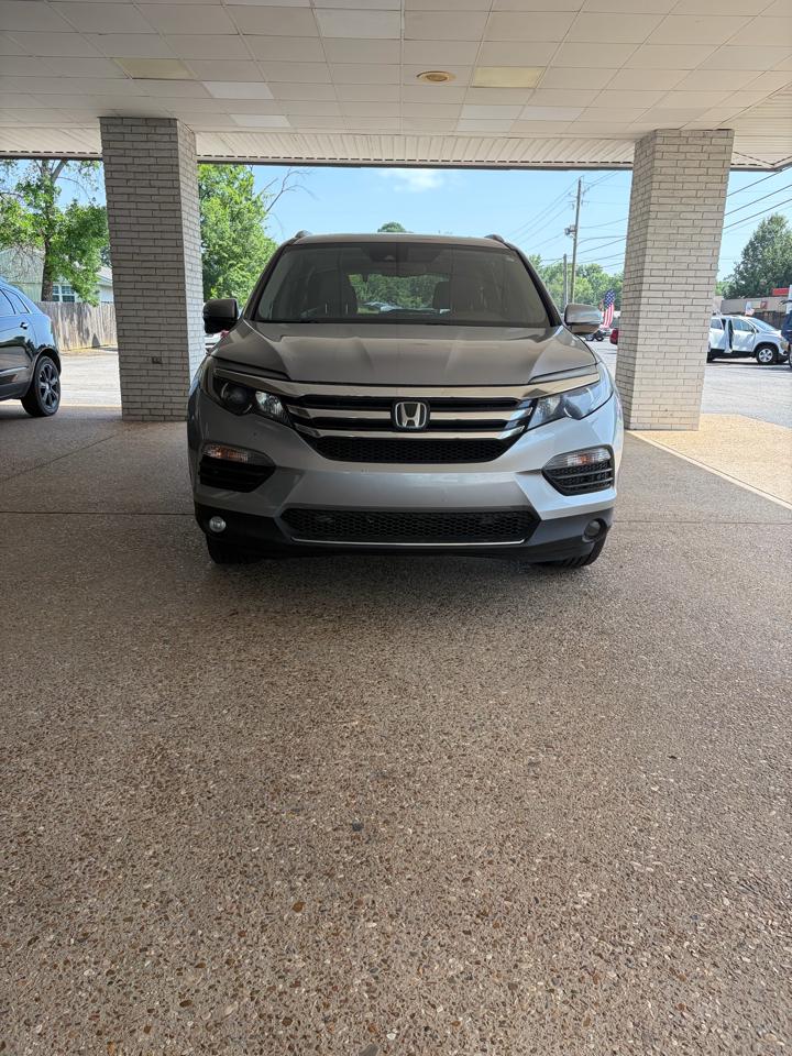 Honda Pilot Touring 2WD 2017