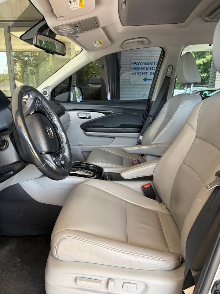 Honda Pilot Touring 2WD 2017