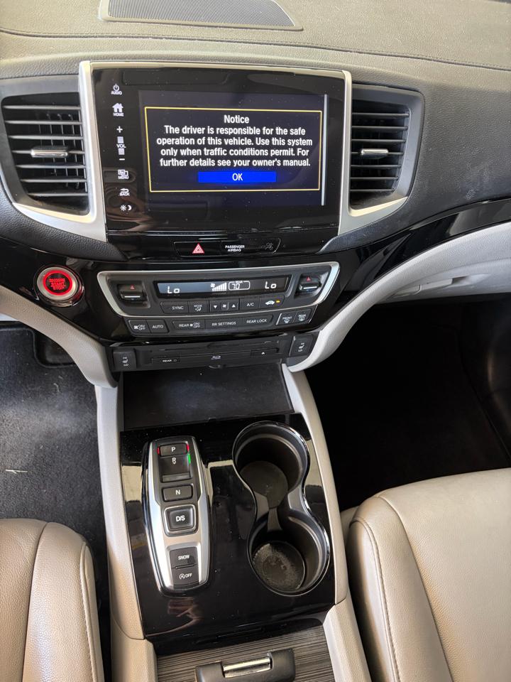 Honda Pilot Touring 2WD 2017
