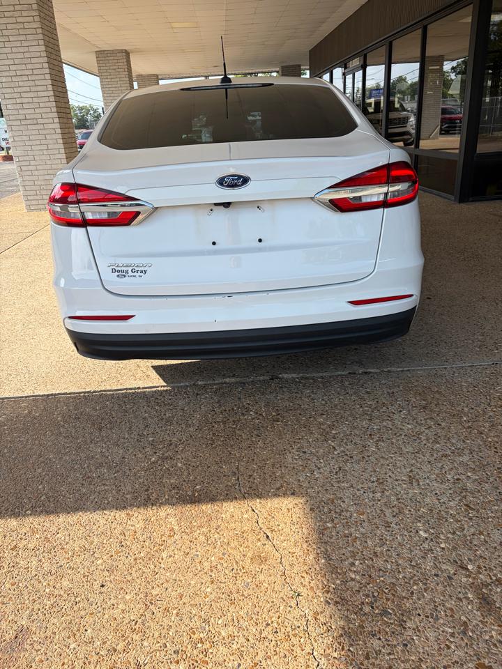 Ford Fusion S 2019
