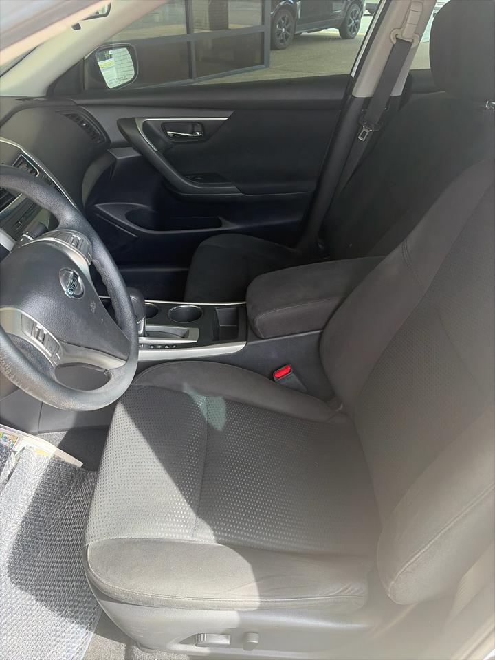 Nissan Altima 2.5 SV 2015