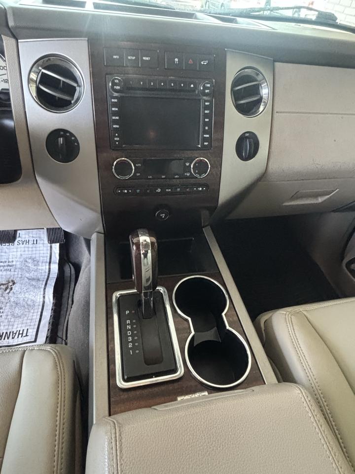 Ford Expedition EL Limited 4WD 2010