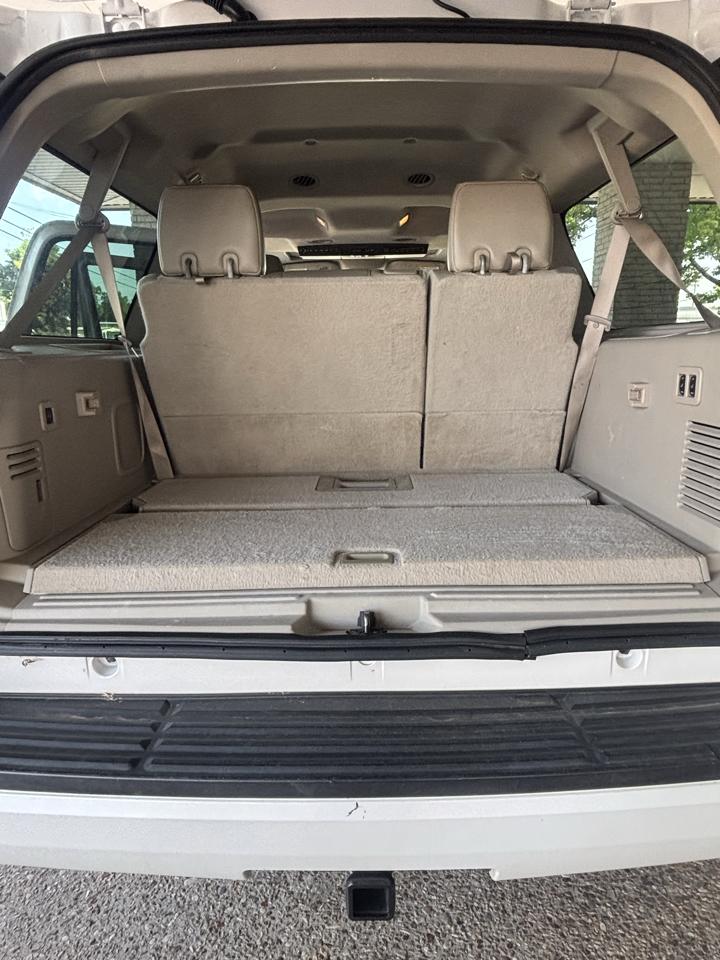 Ford Expedition EL Limited 4WD 2010