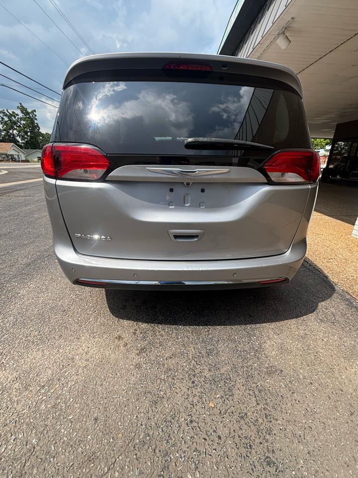 Chrysler Pacifica Touring-L 2017