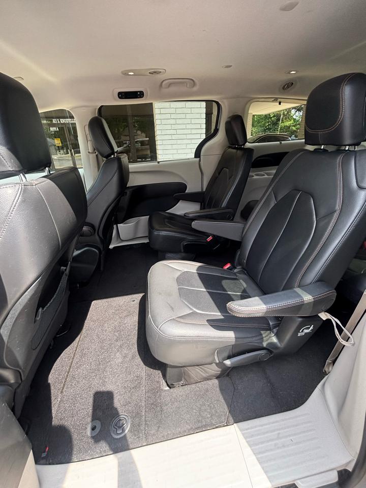 Chrysler Pacifica Touring-L 2017