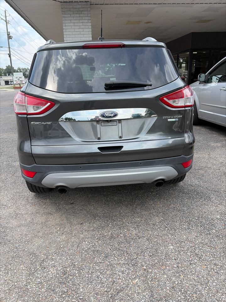 Ford Escape Titanium 4WD 2016