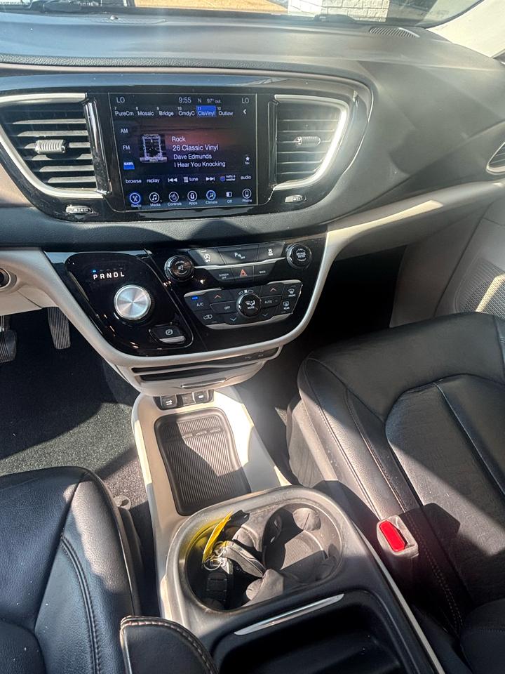 Chrysler Pacifica Touring-L 2017