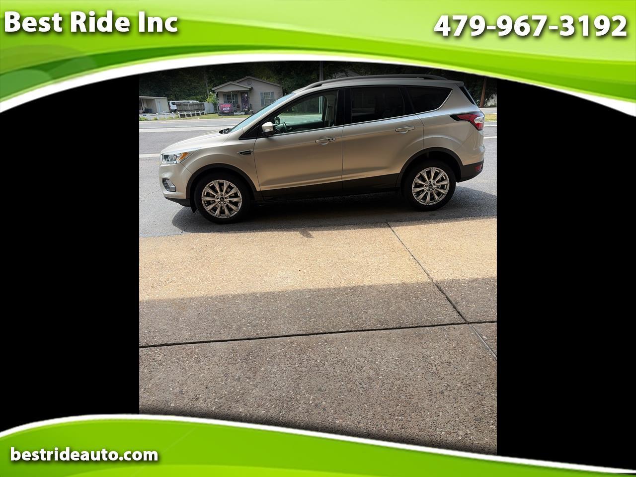 Ford Escape Titanium FWD 2017