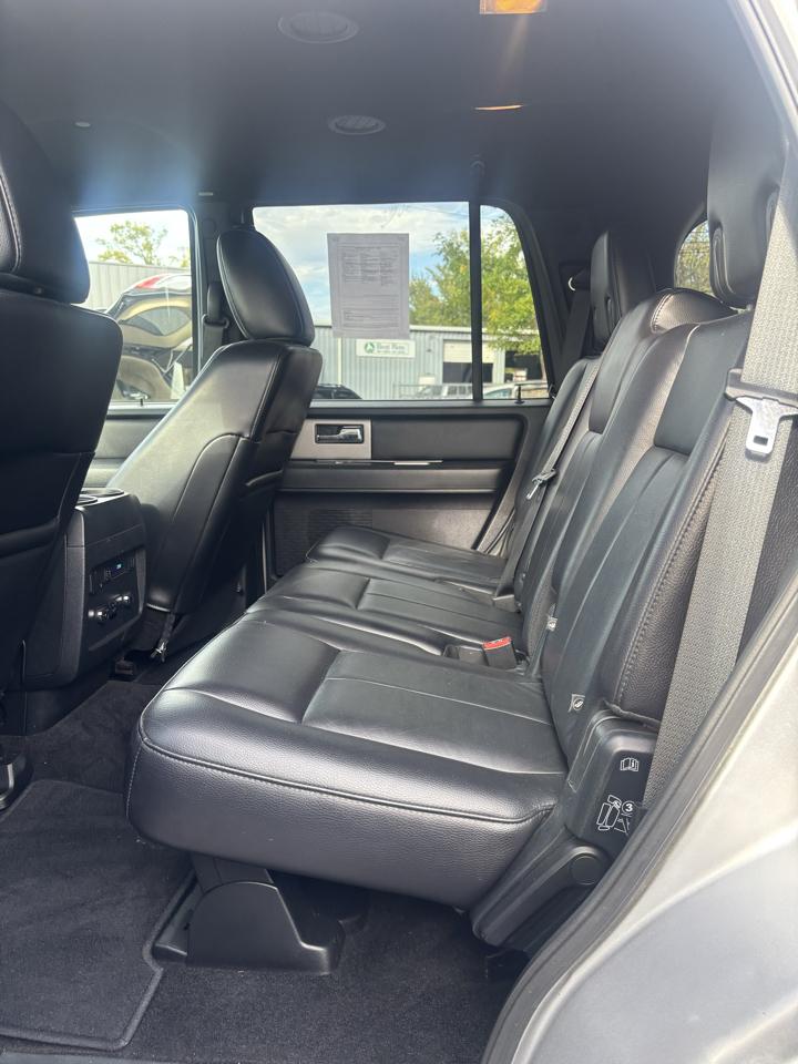 Ford Expedition XLT 2WD 2017