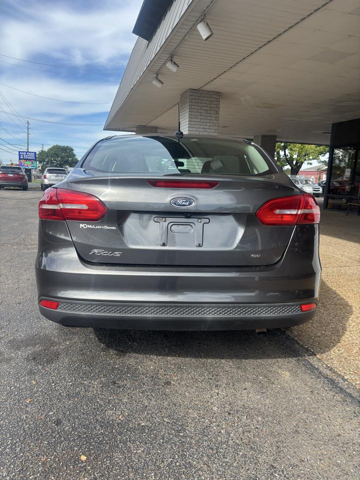 Ford Focus SE Sedan 2018