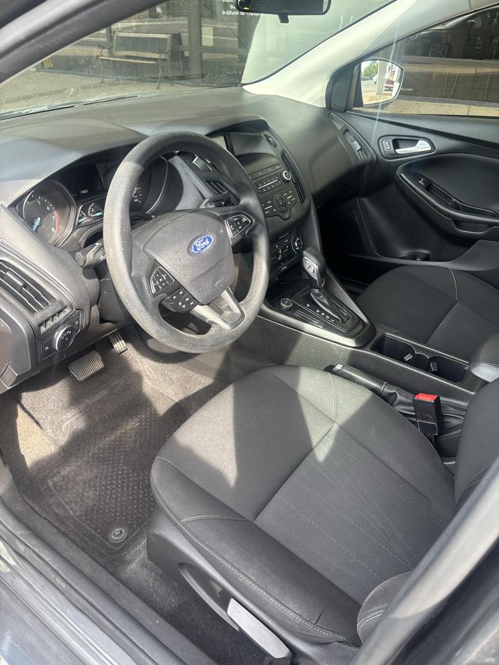 Ford Focus SE Sedan 2018