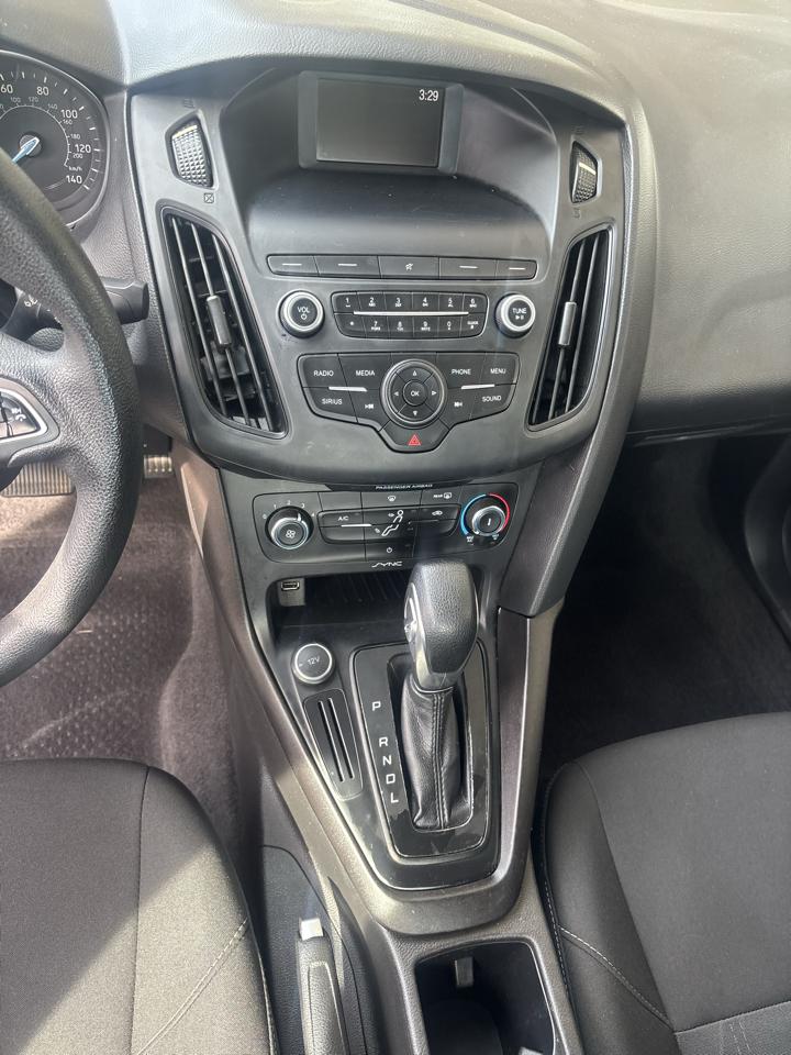 Ford Focus SE Sedan 2018
