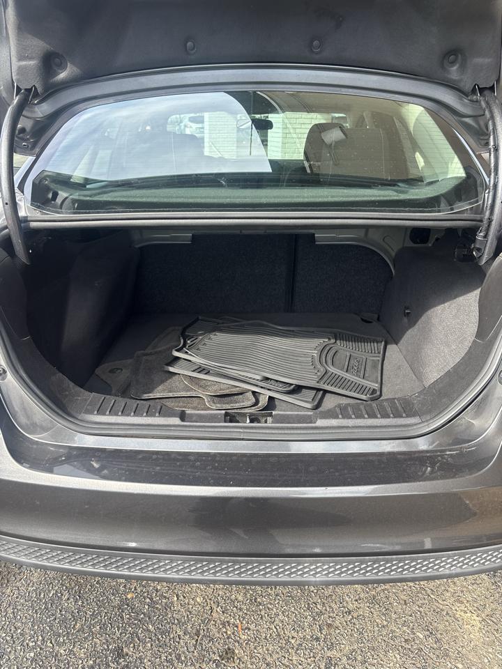 Ford Focus SE Sedan 2018