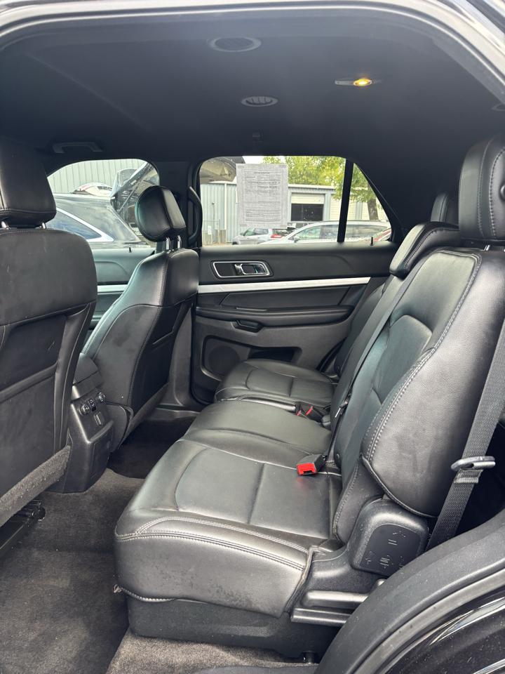 Ford Explorer XLT 4WD 2017