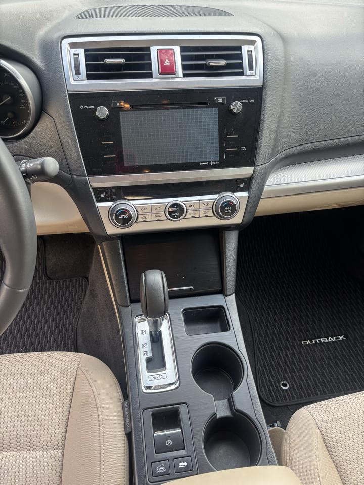 Subaru Outback 2.5i Premium 2015
