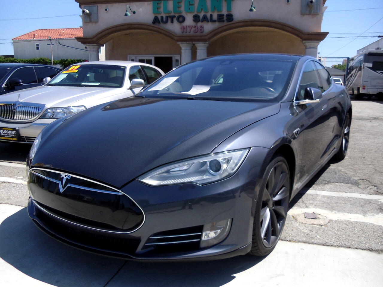 Tesla Model S 4dr Sdn RWD 85 kWh Battery 2015
