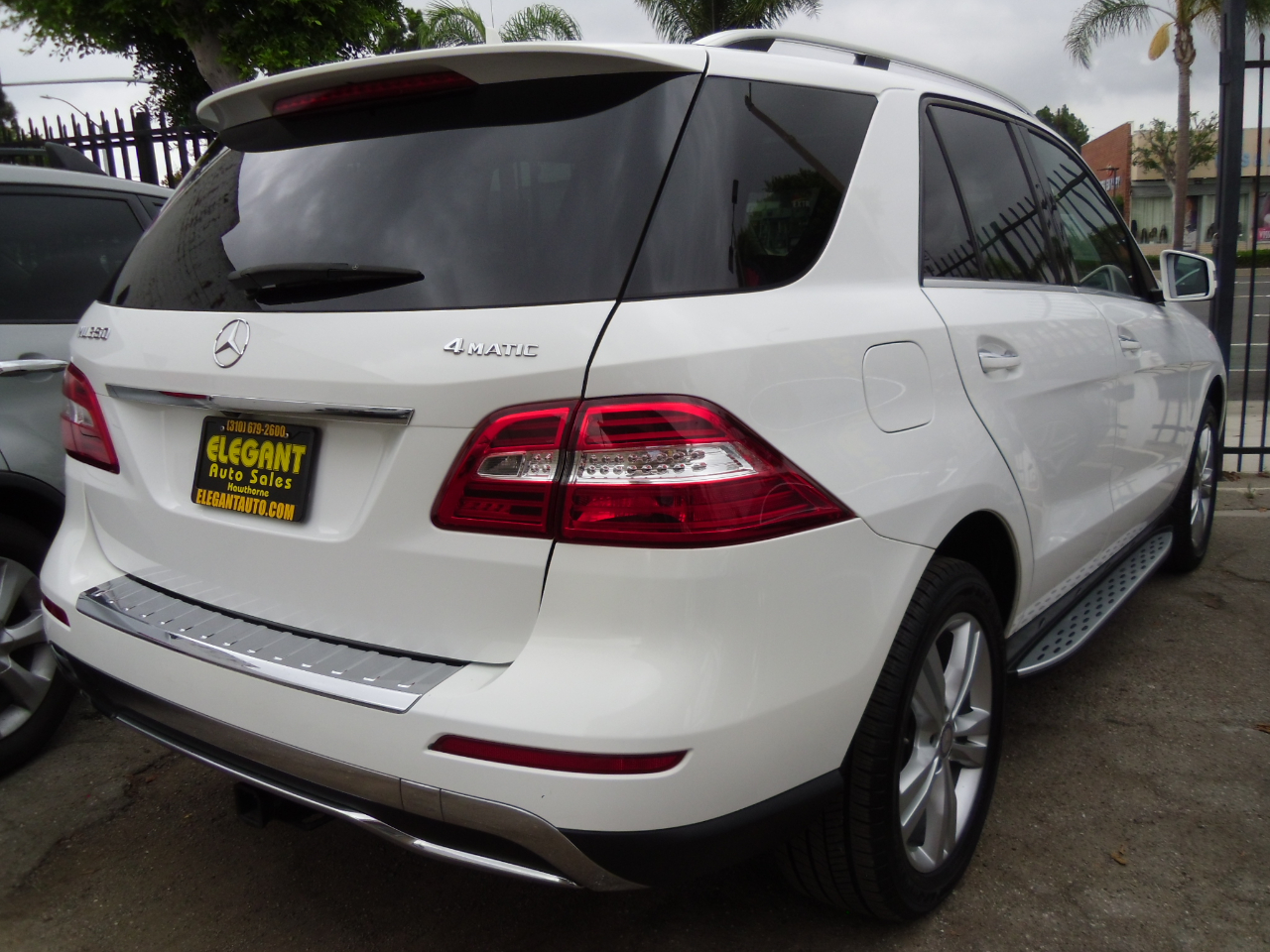 2015 Mercedes Benz ML 4MATIC 350 photo 9