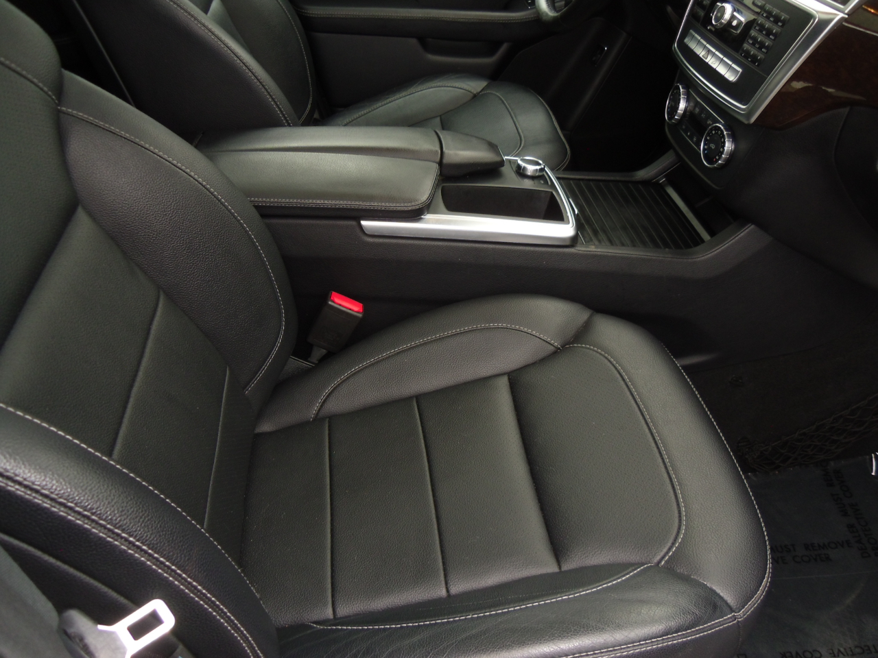 2015 Mercedes Benz ML 4MATIC 350 photo 25