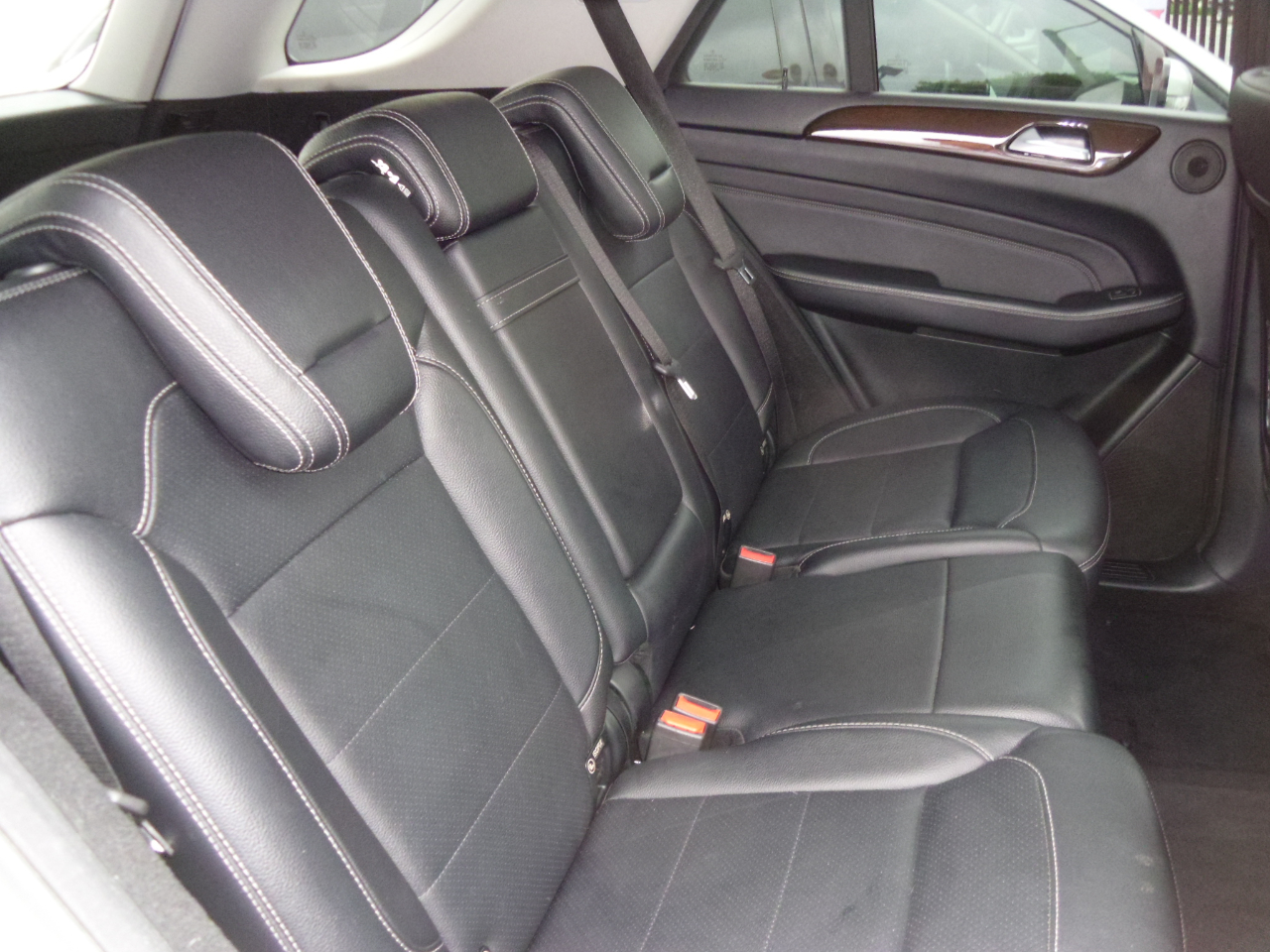 2015 Mercedes Benz ML 4MATIC 350 photo 30