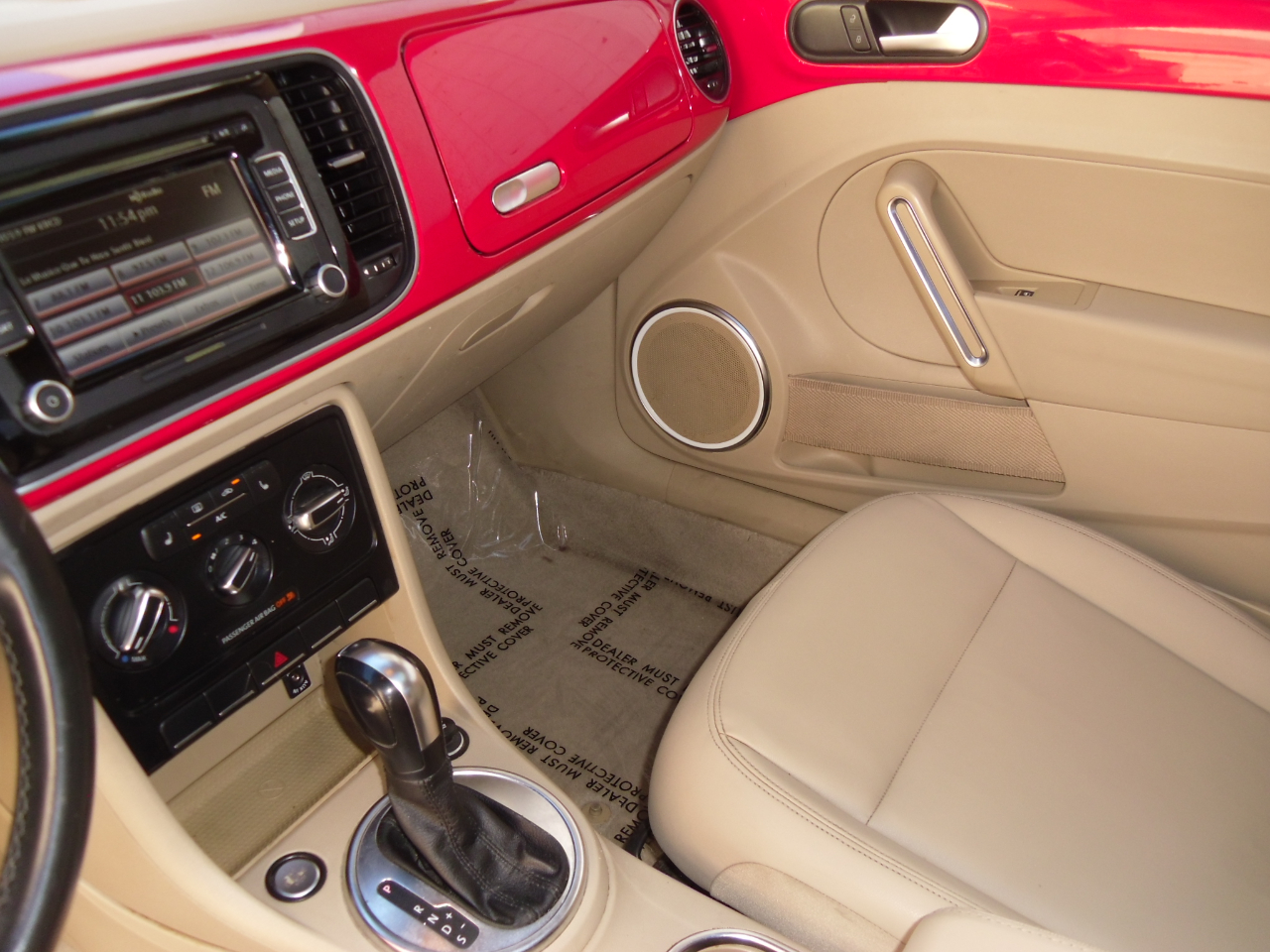 2014 Volkswagen Beetle 2.5 TDI photo 17