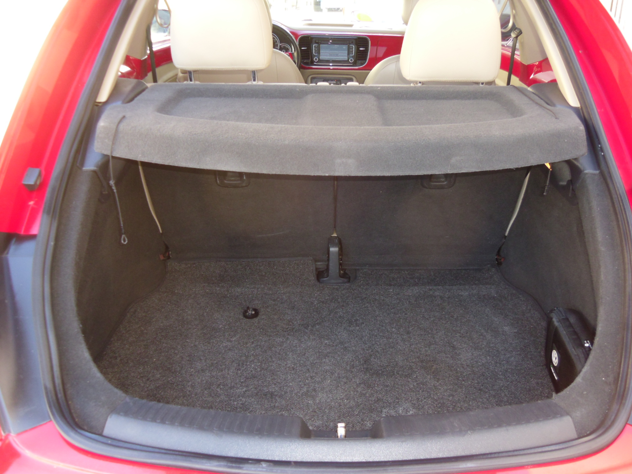 2014 Volkswagen Beetle 2.5 TDI photo 34