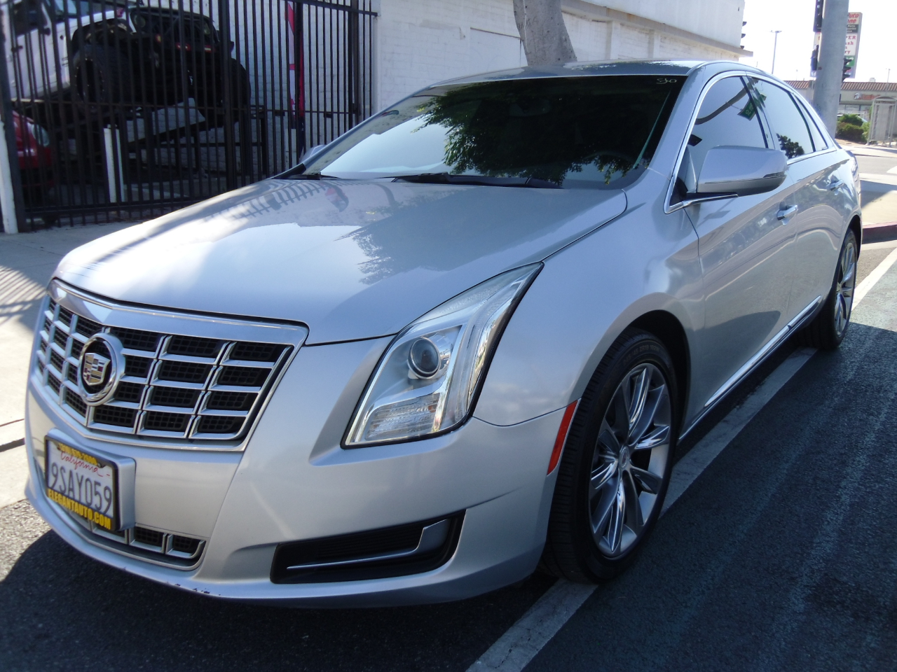 2013 Cadillac XTS 4dr Sdn FWD