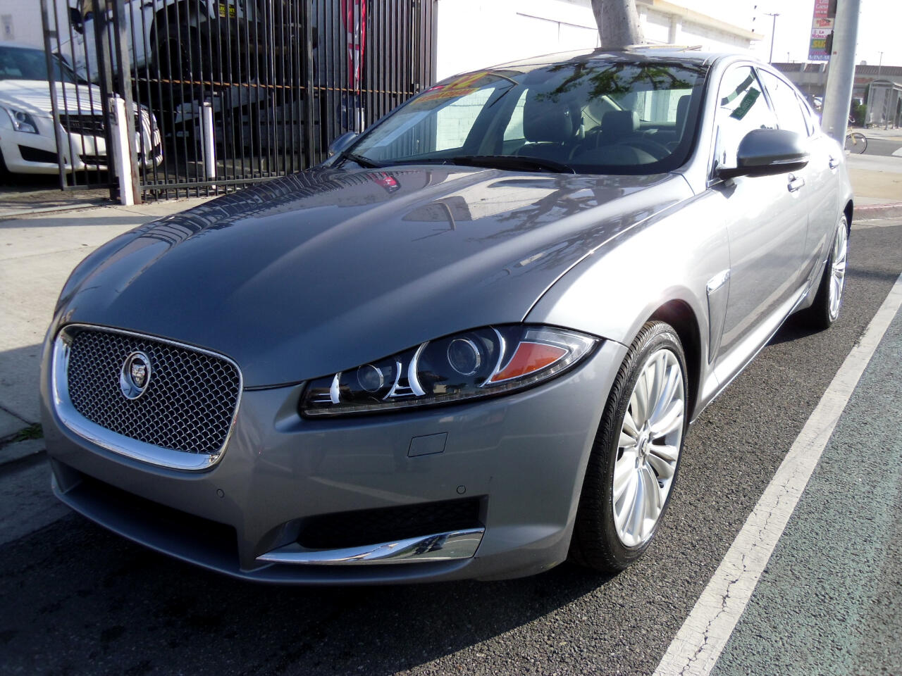 Jaguar XF 4dr Sdn Portfolio 2012