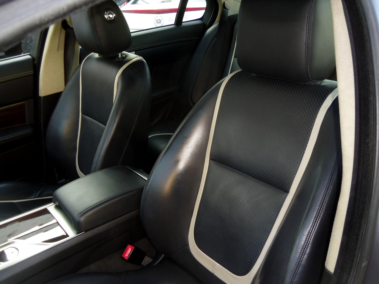 Jaguar XF 4dr Sdn Portfolio 2012