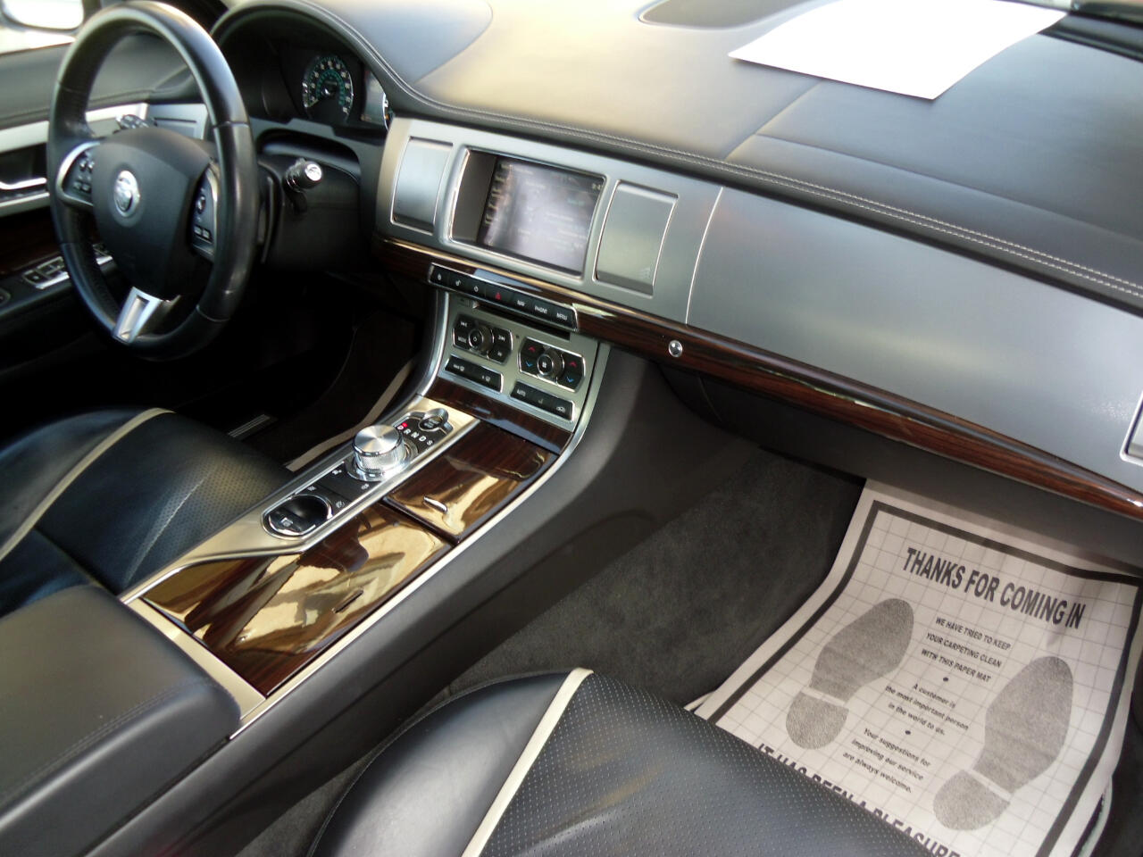 Jaguar XF 4dr Sdn Portfolio 2012