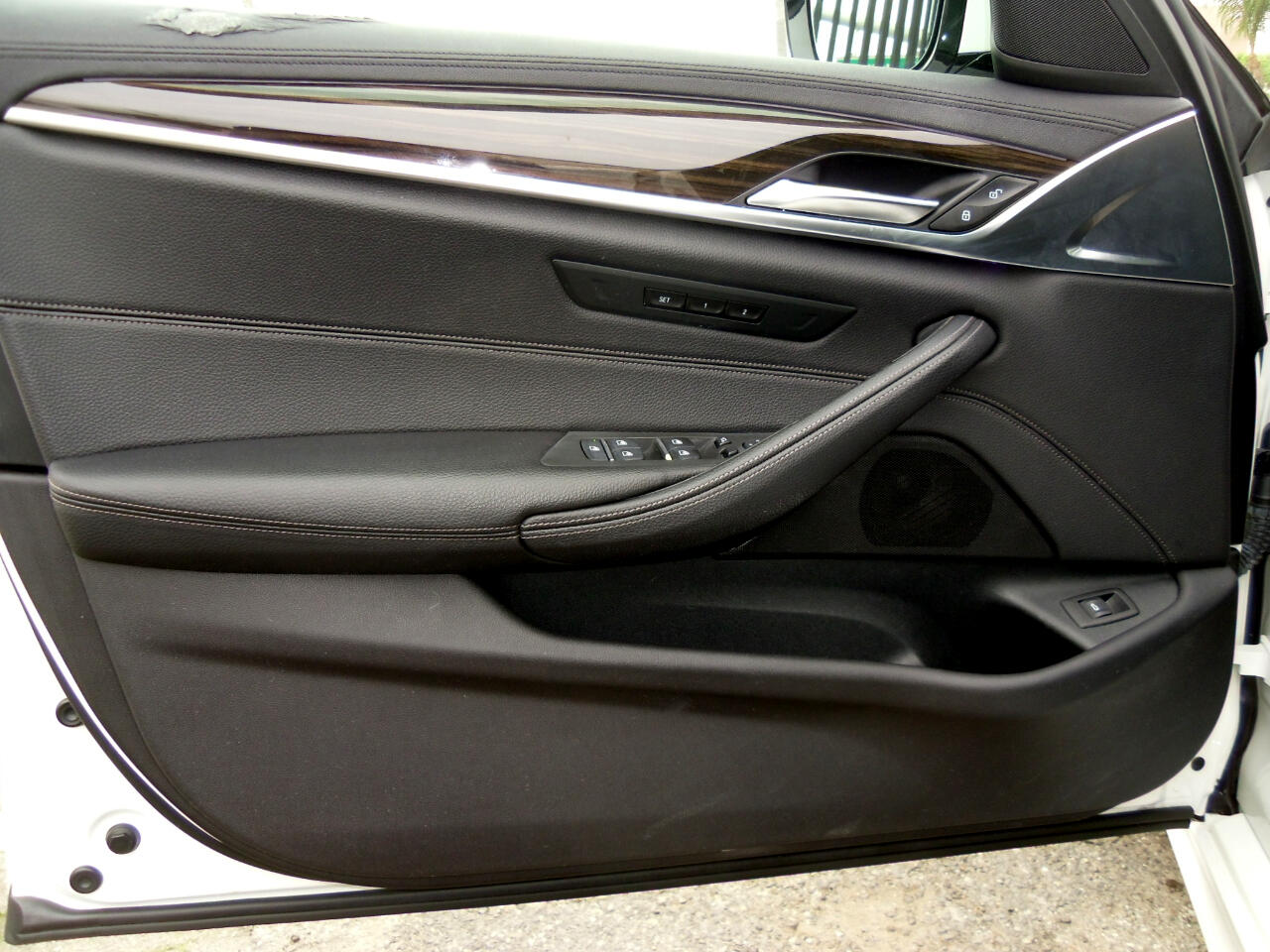 BMW 5 Series 540i Sedan 2018