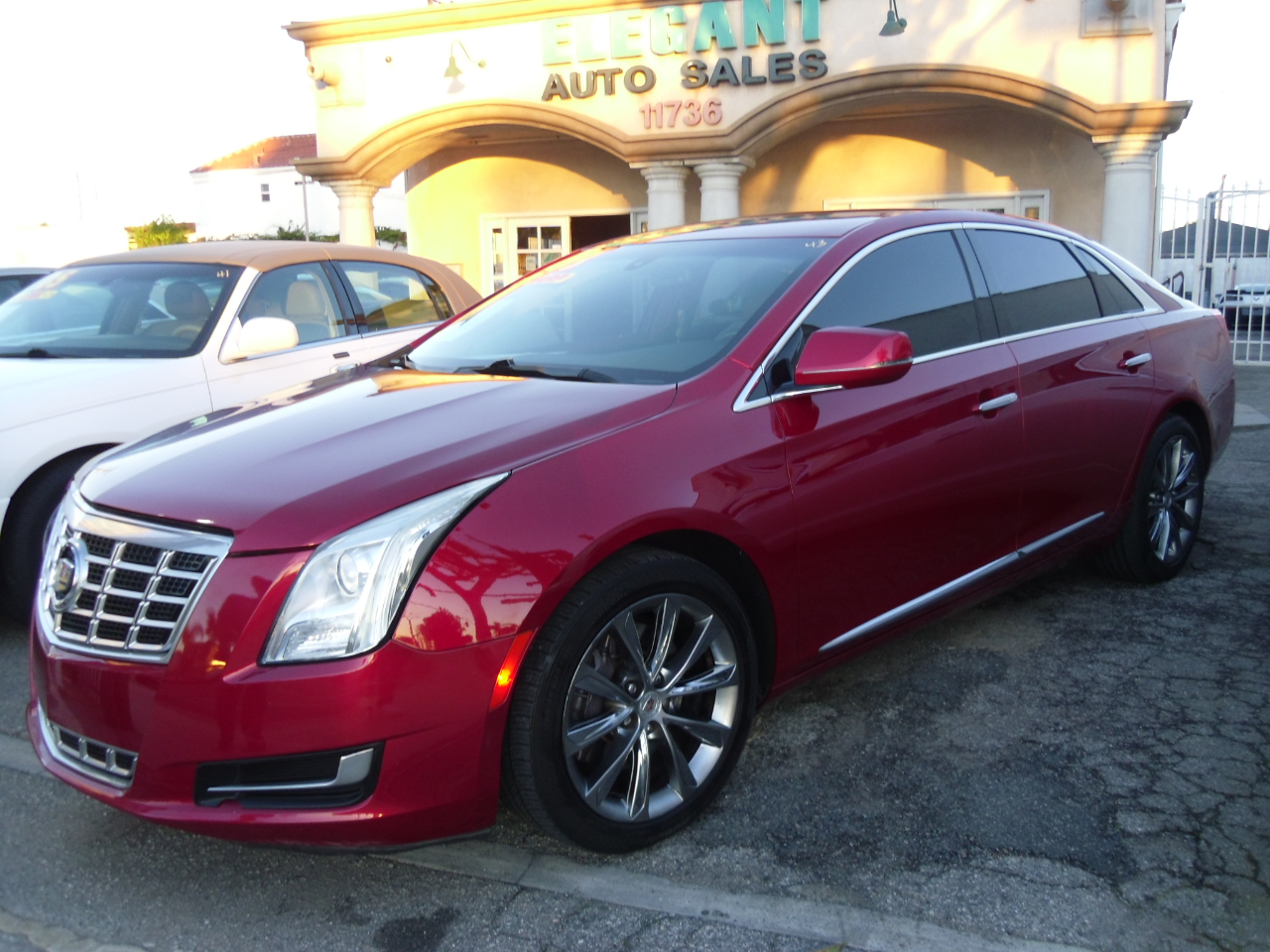 Cadillac XTS 4dr Sdn FWD 2013