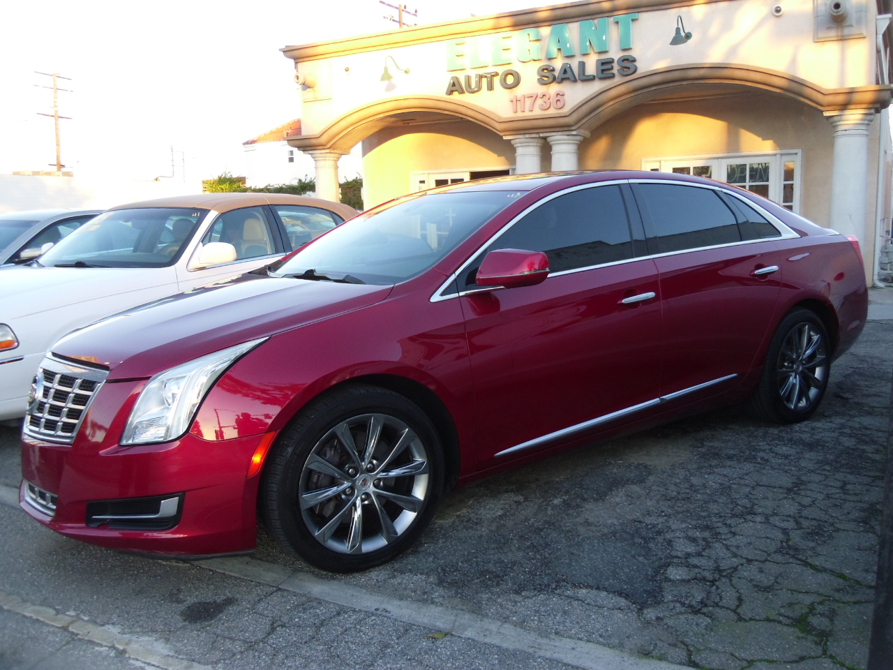 Cadillac XTS 4dr Sdn FWD 2013