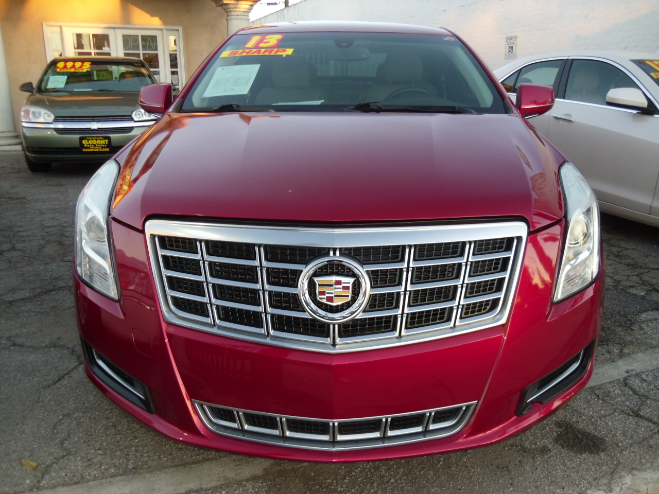 Cadillac XTS 4dr Sdn FWD 2013