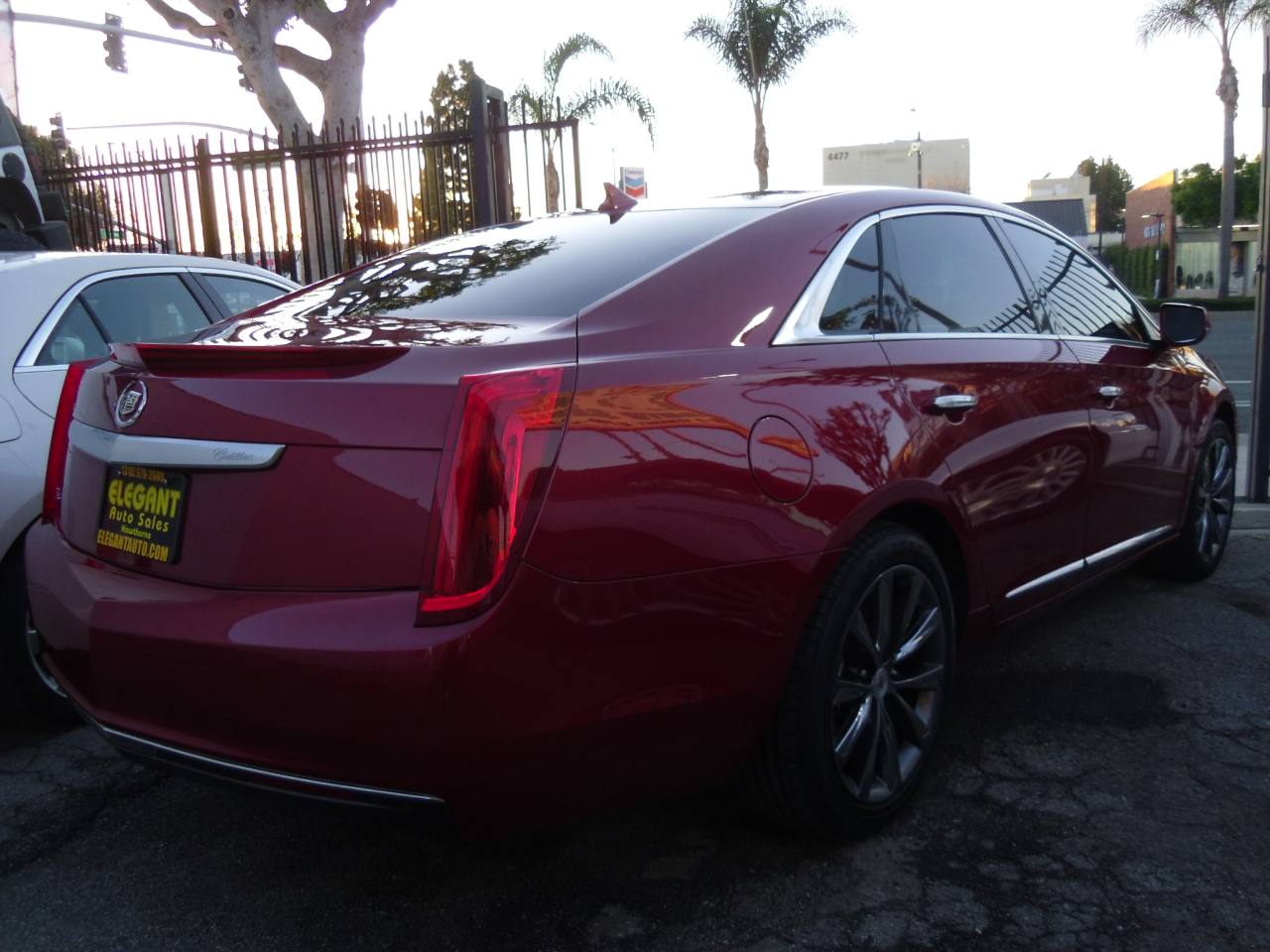 Cadillac XTS 4dr Sdn FWD 2013