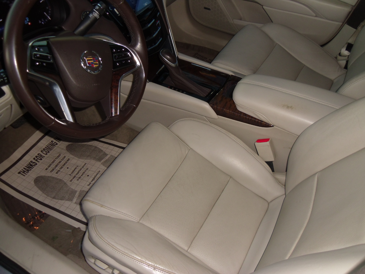 Cadillac XTS 4dr Sdn FWD 2013