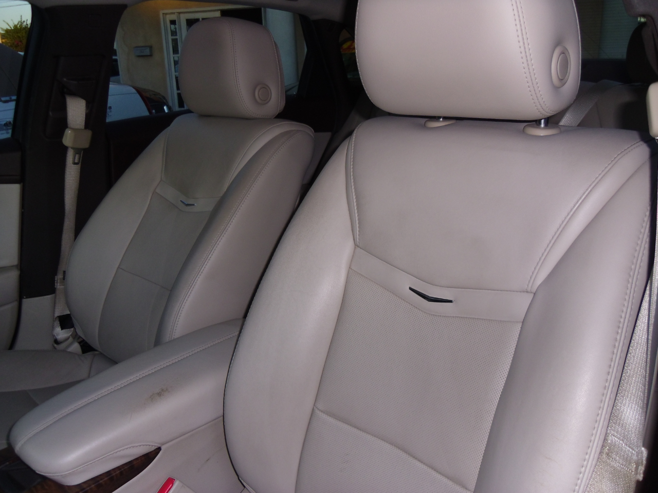 Cadillac XTS 4dr Sdn FWD 2013