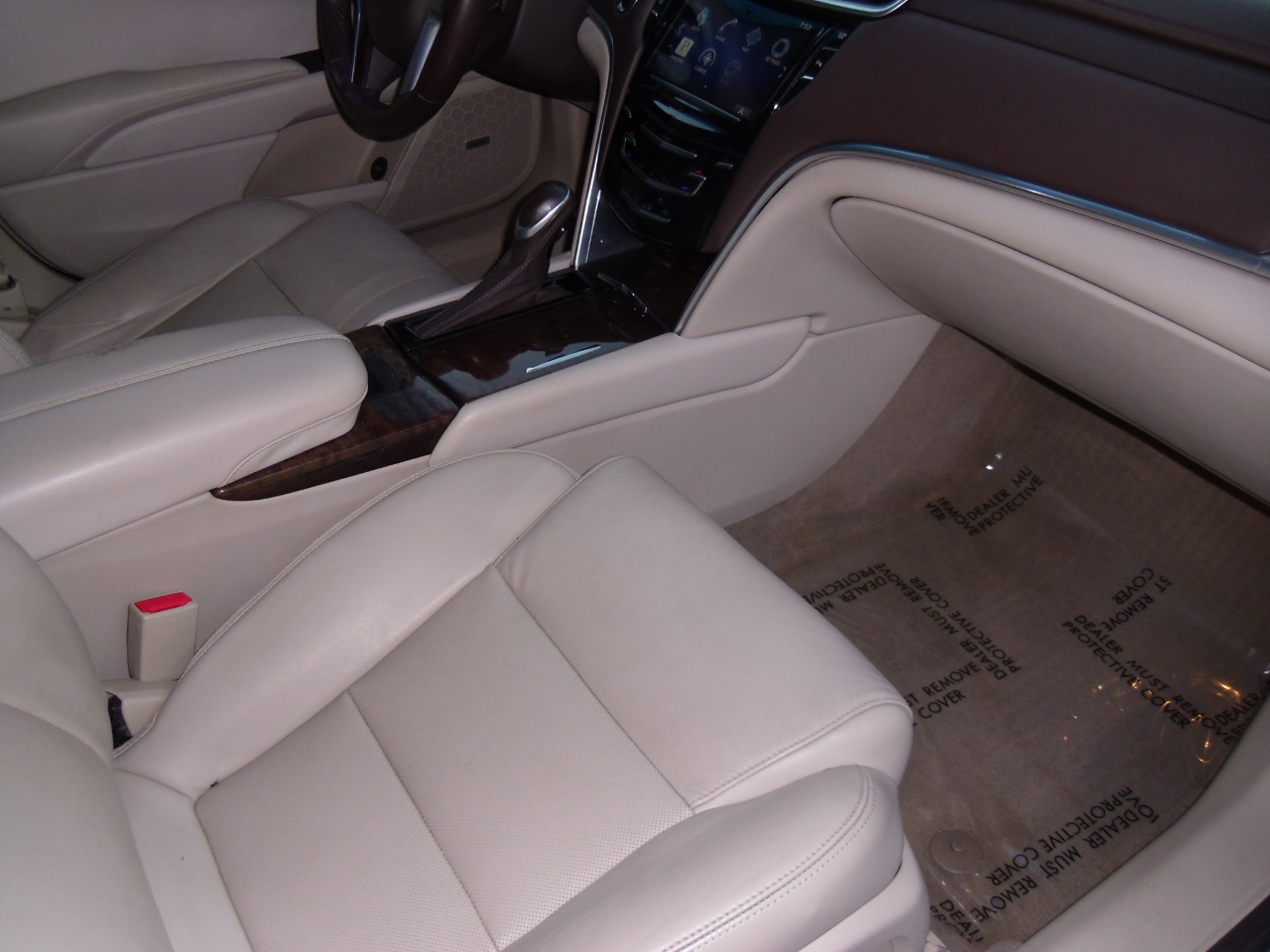 Cadillac XTS 4dr Sdn FWD 2013